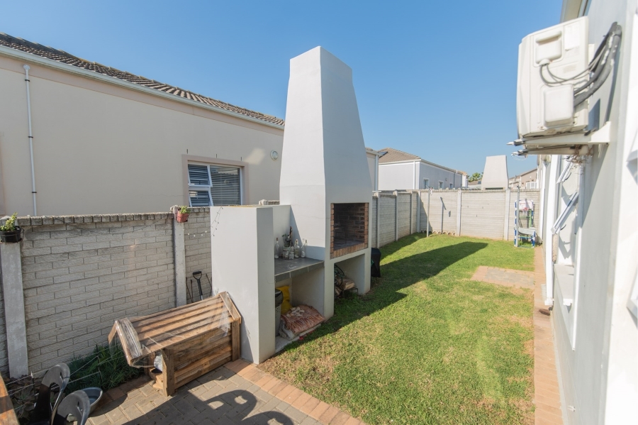 3 Bedroom Property for Sale in Westbrook Eastern Cape